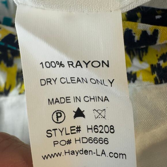 Hayden Los Angeles Pull On Tie Waist Hawaiian Beach Pants Wide Leg Size Small - Picture 3 of 11